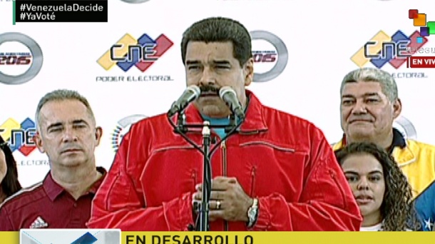 Elecciones parlamentarias en Venezuela: Maduro ejerce su voto en Catia