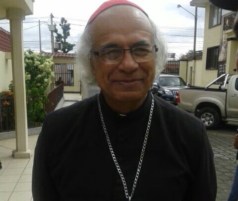Cardenal Leopoldo Brenes participa en misa de graduación de 70 catequistas 