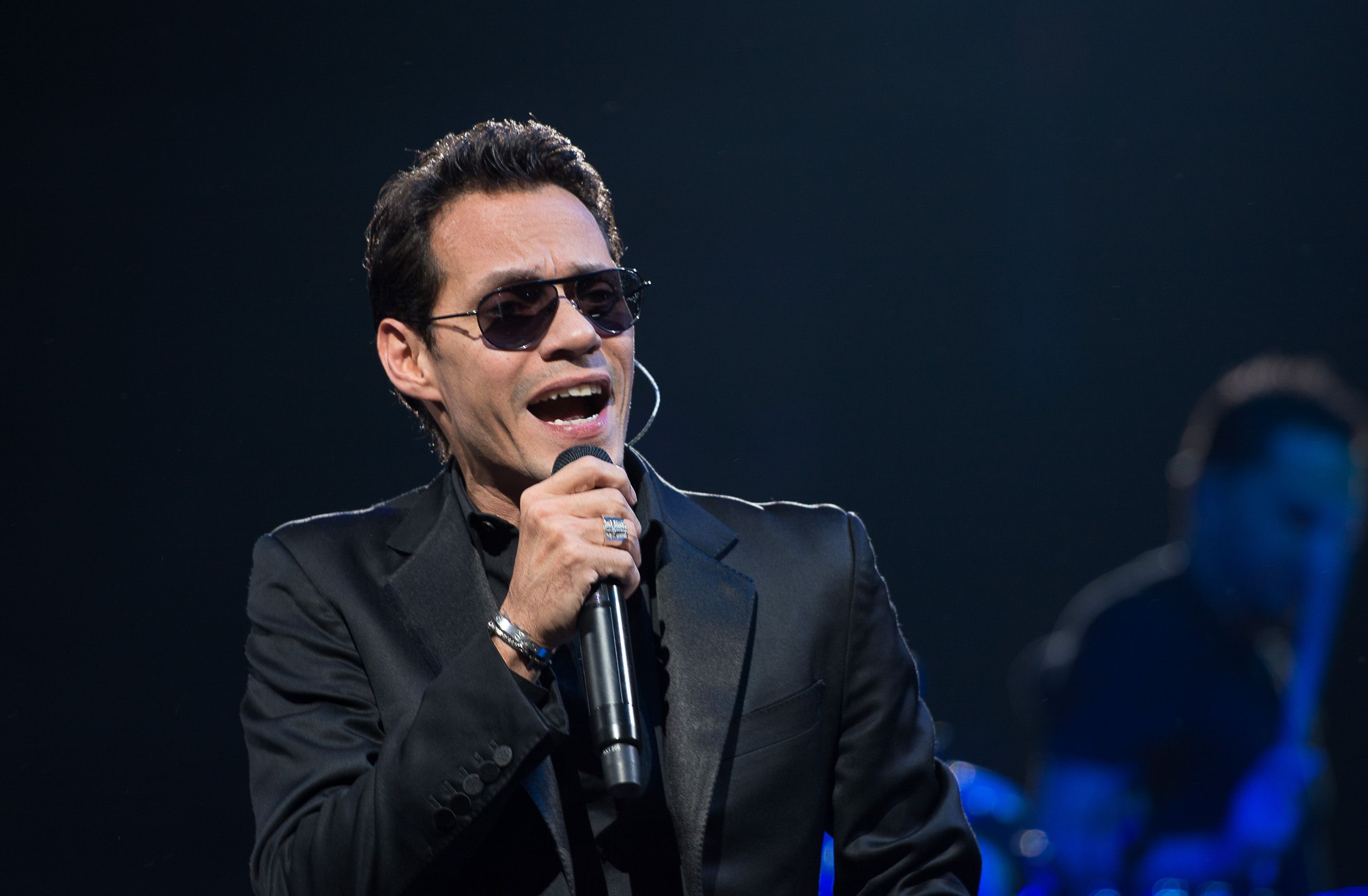 Marc Anthony singing