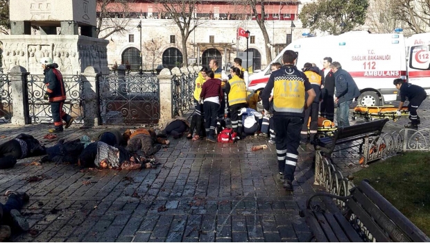 10 muertos y 15 heridos por atentado en Estambul