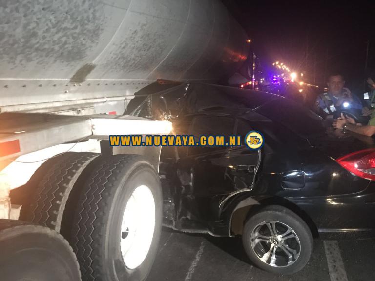 Capitalino causa la muerte de su hija de 13 meses al chocar con una cisterna