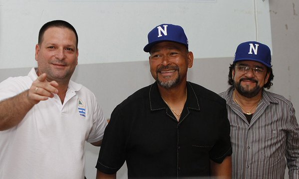 Benard ya está en Nicaragua para dirigir a la selección nacional