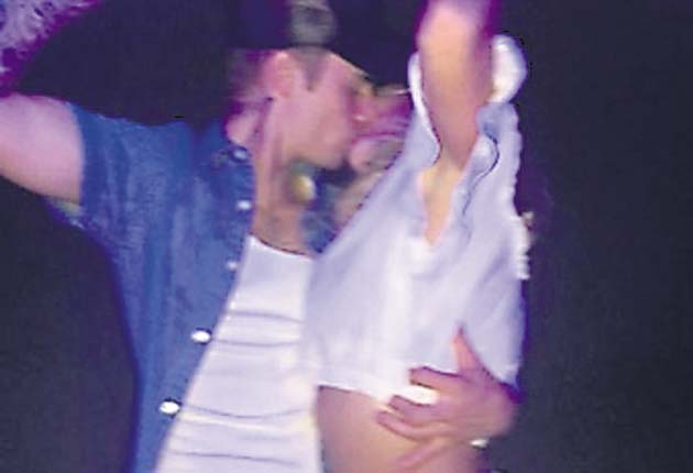 Justin Bieber estrena novia