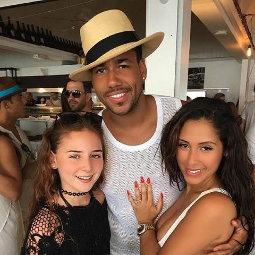 Em Geral 101+ Foto Quien Es La Esposa De Romeo Santos Actualizar 12/2023