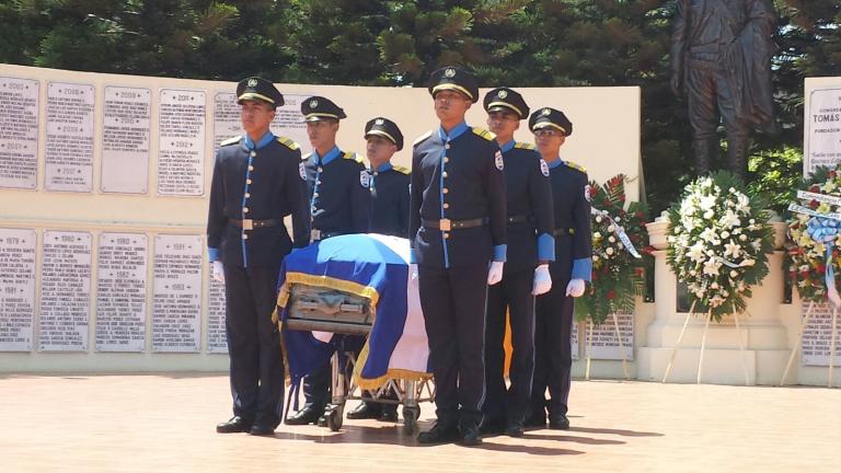 Policía Nacional rinde homenaje póstumo a oficial asesinado en Jinotega
