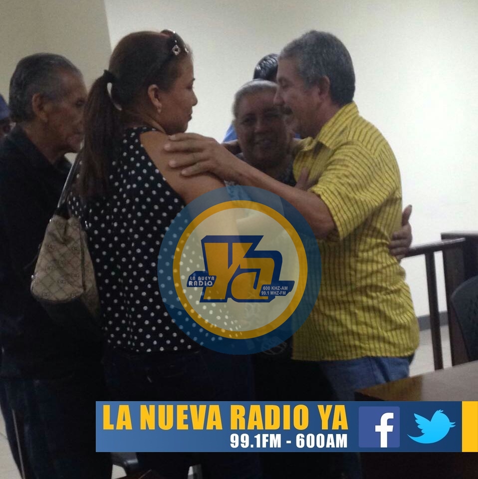 Hilario Roger Blandon junto a su familia en el juicio (1)