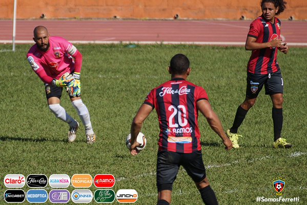 Walter Ferretti empata con Chinandega