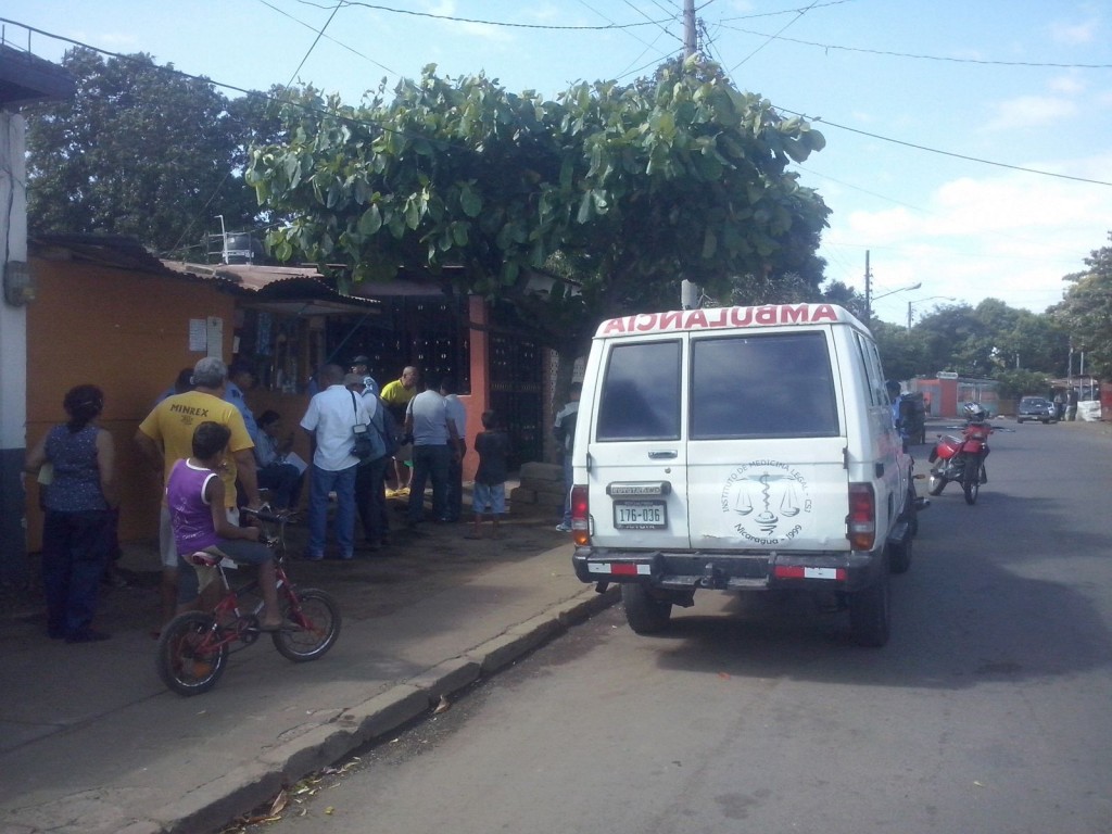 ambulancia niño muerto picaduras