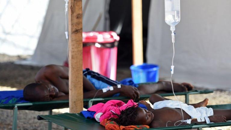 El ébola ya no es una «emergencia mundial» para la OMS