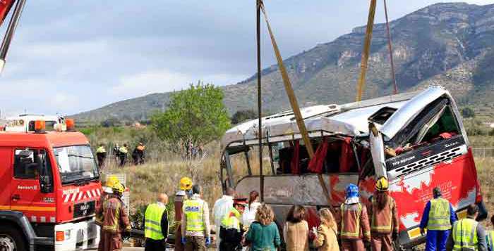 13 estudiantes mueren en un accidente de tránsito en España