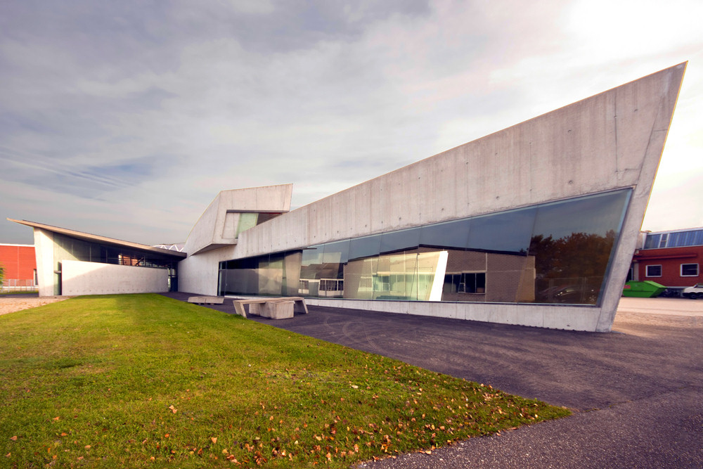 Vitra Fire Station, Weil Am Rhein, Germany, 