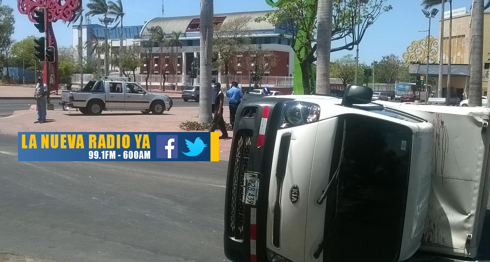 Accidente en Managua deja herido al conductor Alejandro Umaña