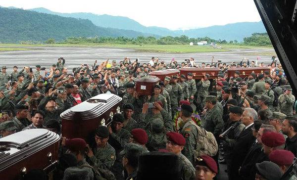 Dos días de duelo en Ecuador por accidente aéreo en Pastaza