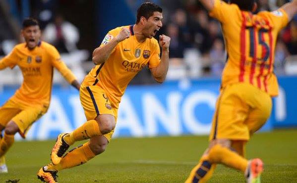 Suárez y Messi dejaron atrás la crisis con un contundente 8-0