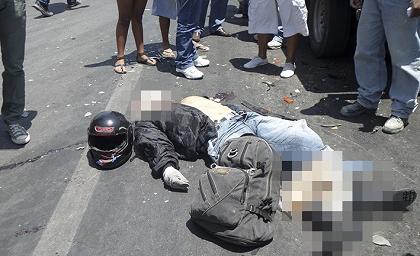 20130928021138_motociclista-muerte-durante-choque-_tn1