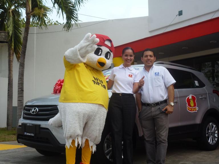 Todo en Familia: Mamá, Papá y Tip Top te regalan una camioneta