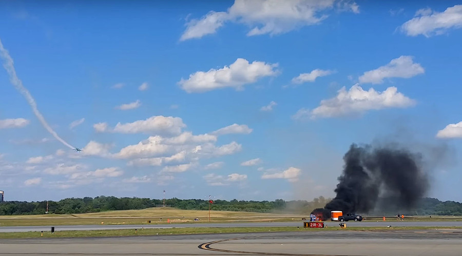 Piloto muere en brutal accidente durante un show de exhibición en EEUU