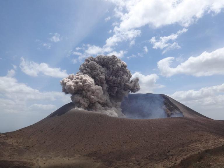 Volcán Telica podría generar pequeñas explosiones en los próximos días