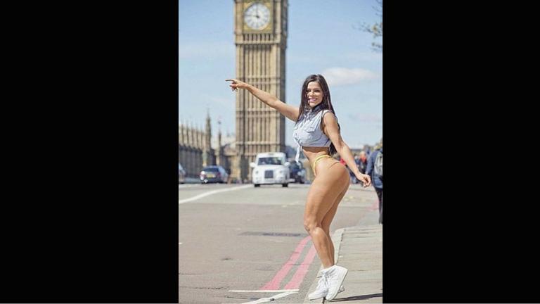 Miss Bumbum, se pasea por Londres en hilo dental [FOTOS]