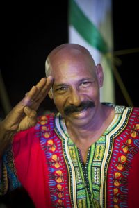 Anthony Matthews, artiste international renome pour sa musique caraïbéenne de Bluefields. Carnaval aquatique de San Carlos, Rio san Juan, Nicaragua - Novembre 2012