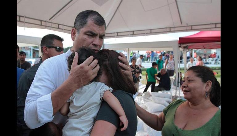 Presidente Correa recuerda como «la peor tragedia» el terremoto que hace un mes golpeó a Ecuador
