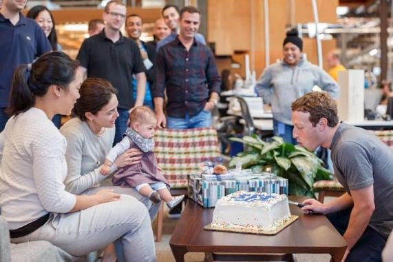 zuckerber celebra su 32 cumpleaños