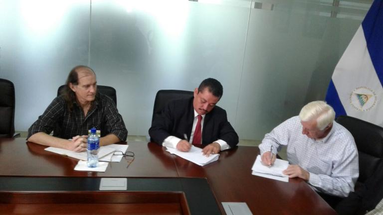 HKND y FUNDAR firman contrato para estudios de biodiversidad en el Gran Canal