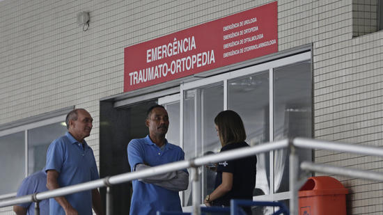 Pistoleros matan a hombre dentro de hospital en Brasil