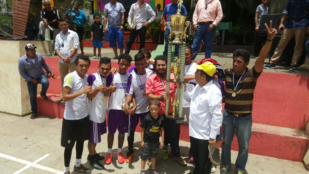 Recursos Humanos campeón en liga de futsala de la Alcaldía de Managua