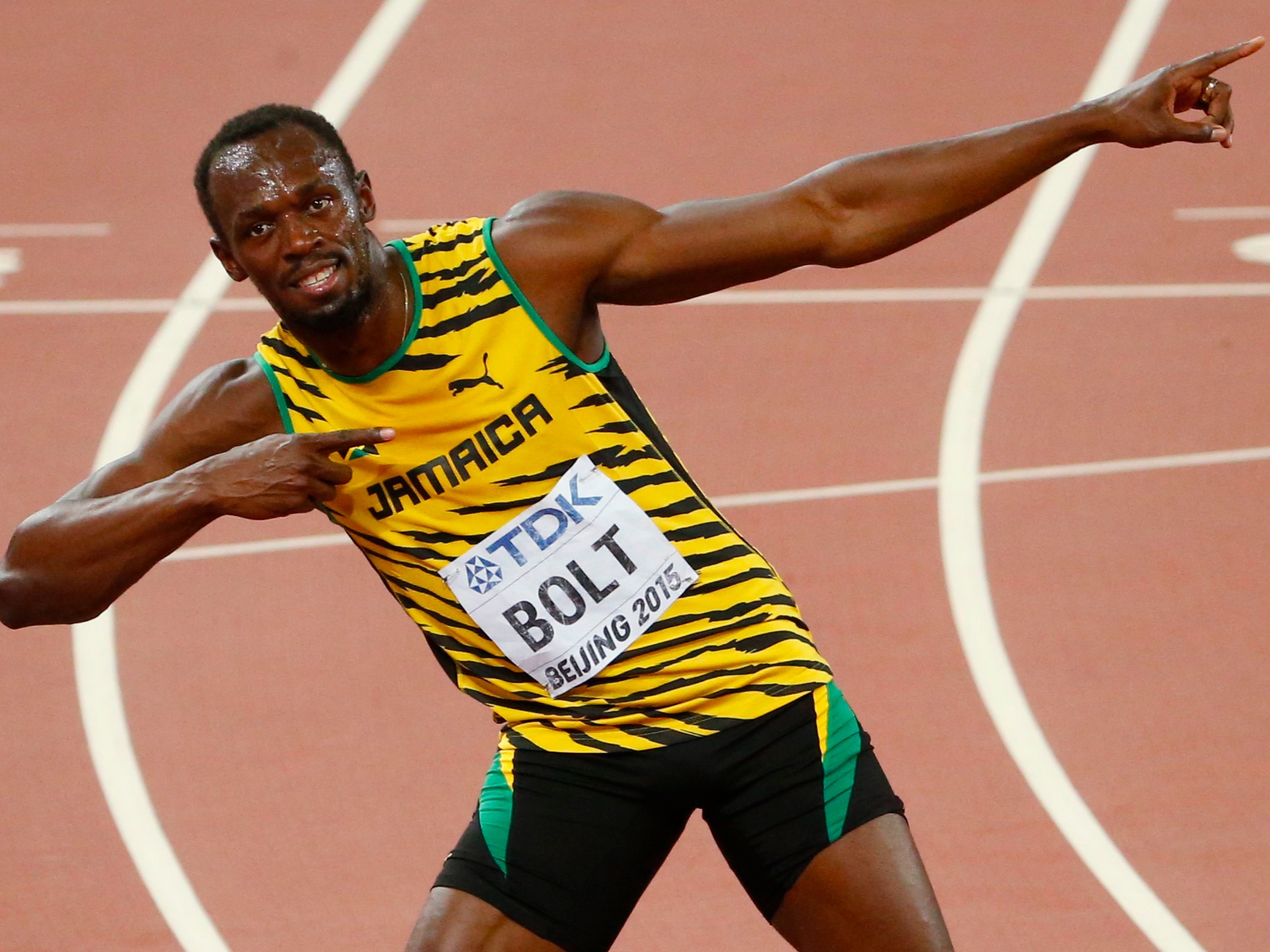 usain-bolt-wins-100-meter-world-championship-proving-he-is-still-the-fastest-man-alive