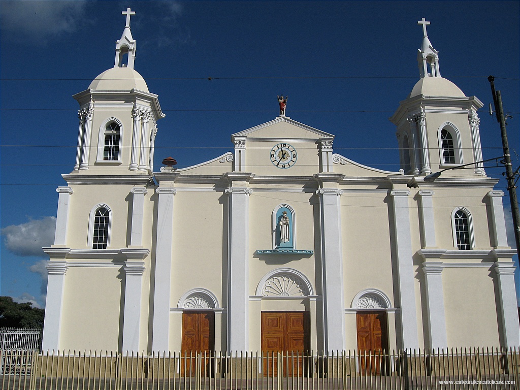 Catedral-de-Esteli-Nicaragua10