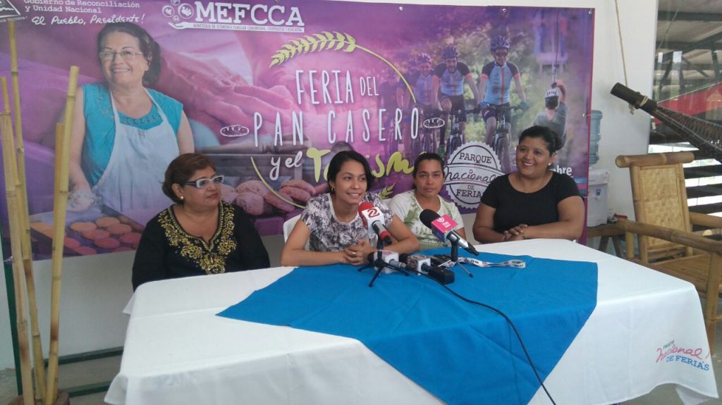 Parque de Ferias promueve el pan casero y el pan de coco recién horneado