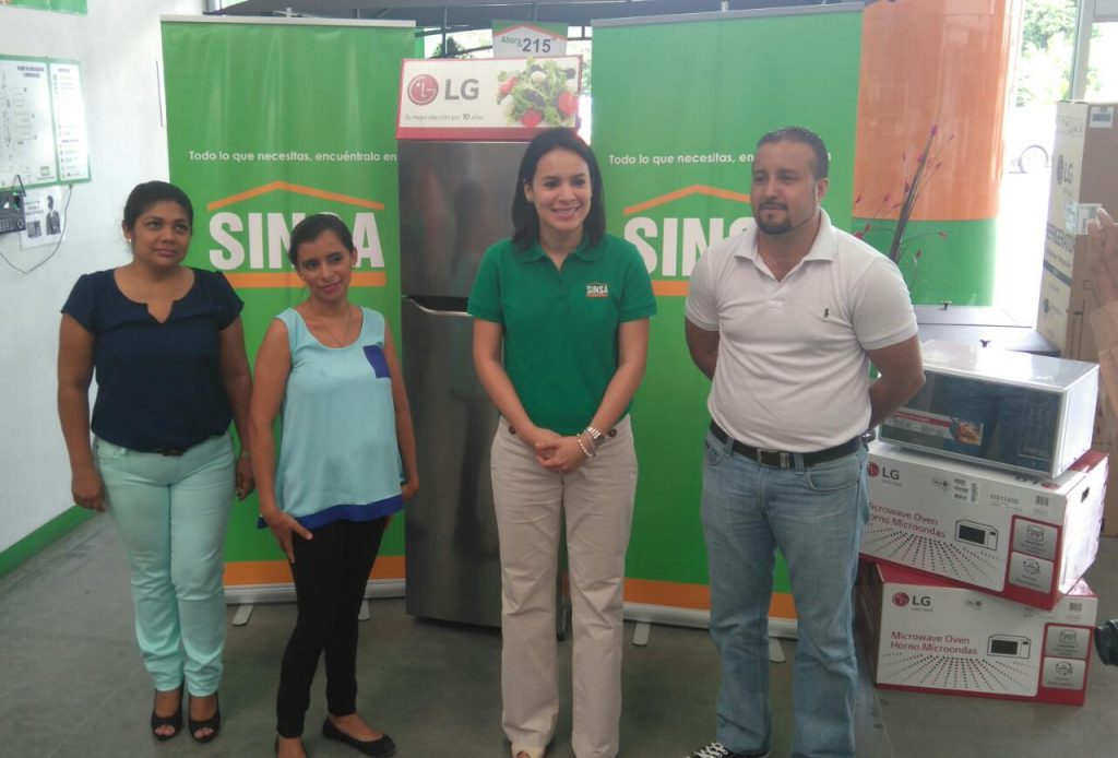 SINSA y LG premian fidelidad de sus clientes2