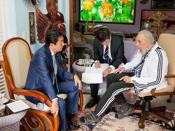 fidel-castro-y-primeri-ministro-japones2