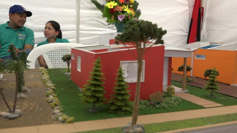 INVUR realizó este sábado feria de la vivienda popular progresiva en parque de Managua