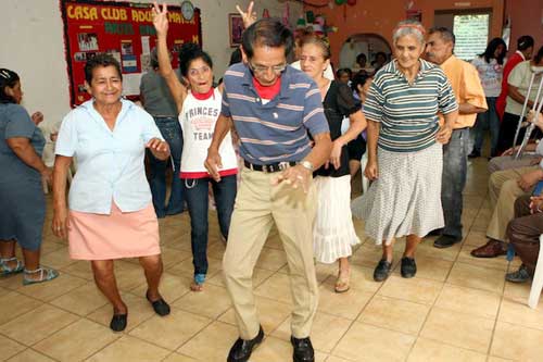 esparcimiento-a-adultos-mayores