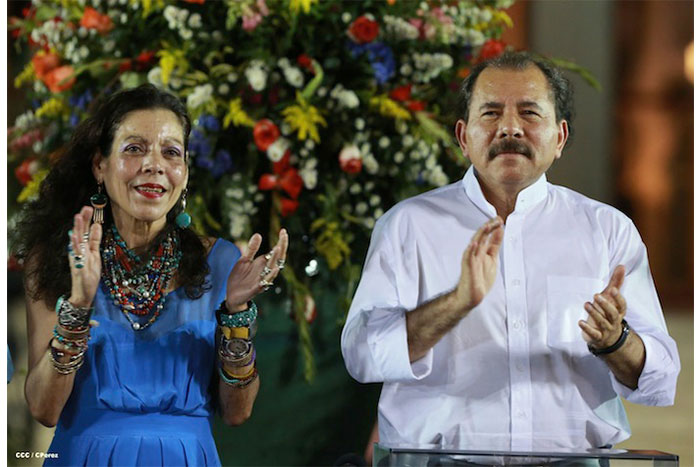 Daniel Ortega y Rosario Murillo