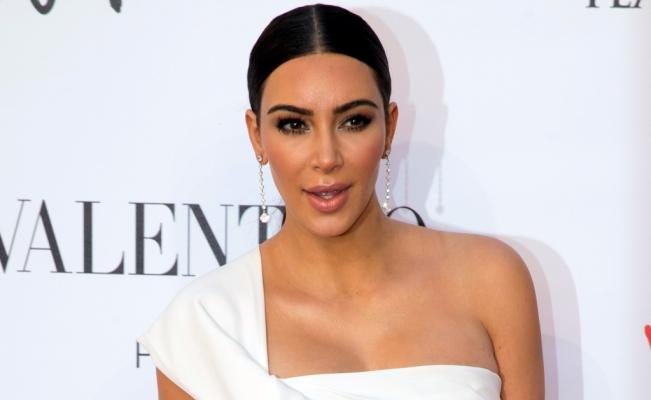 kim_kardashian_asalto_paris_alcaldesa