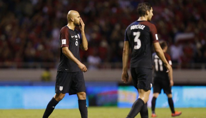 costa-rica-golea-a-estados-unidos-y-los-manda-al-ultimo-puesto-de-la-tabla