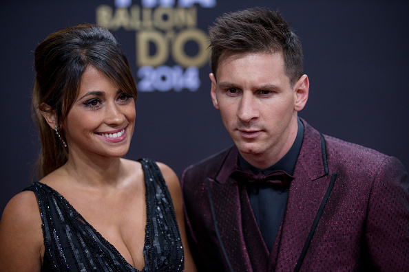 ZURICH, SWITZERLAND - JANUARY 12: FIFA Ballon d'Or nominee Lionel Messi of Argentina and FC Barcelona and his wife Antonella Roccuzzo arrive during the FIFA Ballon d'Or Gala 2014 at the Kongresshaus on January 12, 2015 in Zurich, Switzerland. (Photo by Philipp Schmidli/Getty Images)