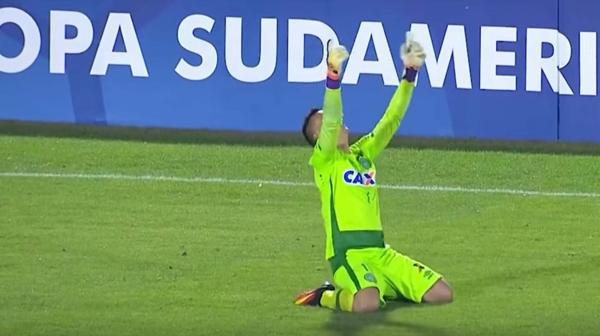 Así había celebrado el portero Danilo la clasificación a la final de la Copa Sudamericana
