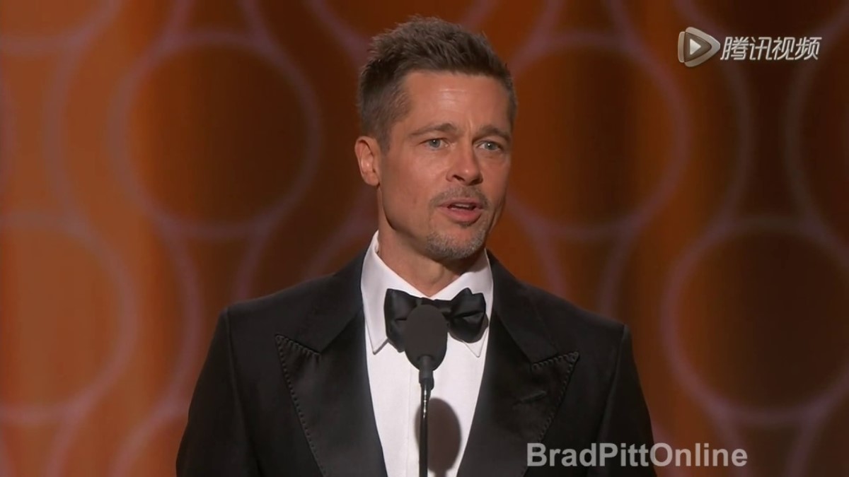 Brad Pitt reaparece sonriente y ovacionado tras escándalo mediático