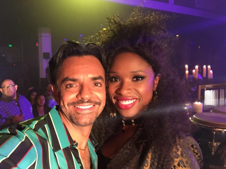 Eugenio Derbez es el nuevo cantante de Netflix (+VIDEO)