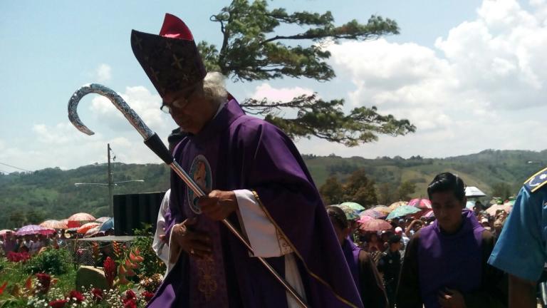 Cardenal Leopoldo Brenes oficia misa campal dedicada al Padre Odorico D’Andre