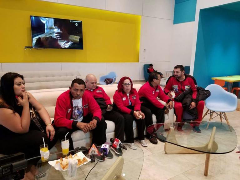 Hoy se fue a Rusia Ricardo Mayorga para enfrentar a Andrey Sirotkin
