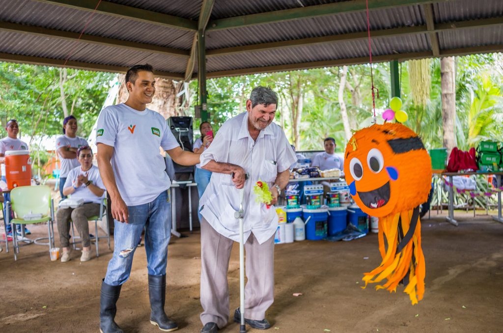 SINSA visitó hogar de ancianos en Jinotepe