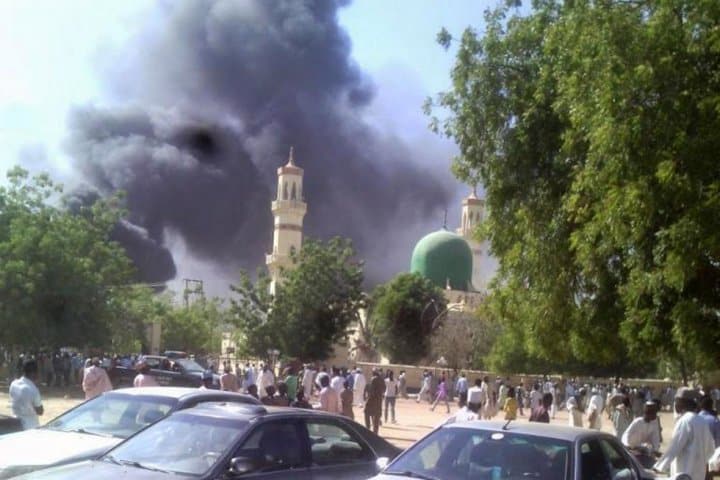 10 muertos por una bomba en una mezquita en Nigeria