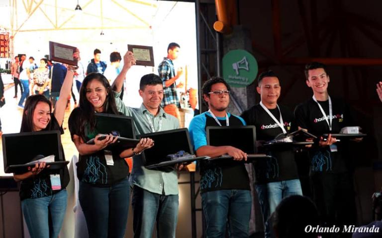 Aplicación para personas con discapacidad auditiva gana el “Hackathon Nicaragua 2017”