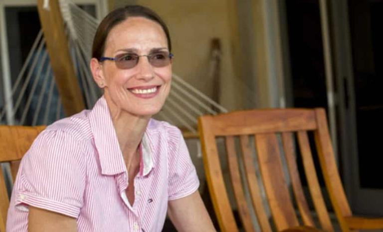Complejo de piscinas llevara el nombre de la nadadora Michelle Richardson