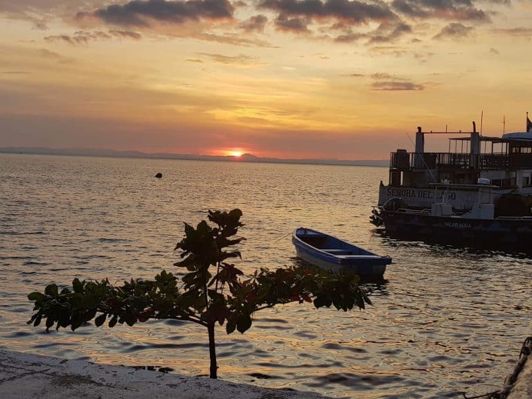 Localizan cuerpo de hombre que desapareció mientras pescaba frente a la Isla de Ometepe